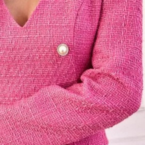 Tweed Button detailed Long sleeved v-neckline Pink Mini Dress - Picture 4 of 6